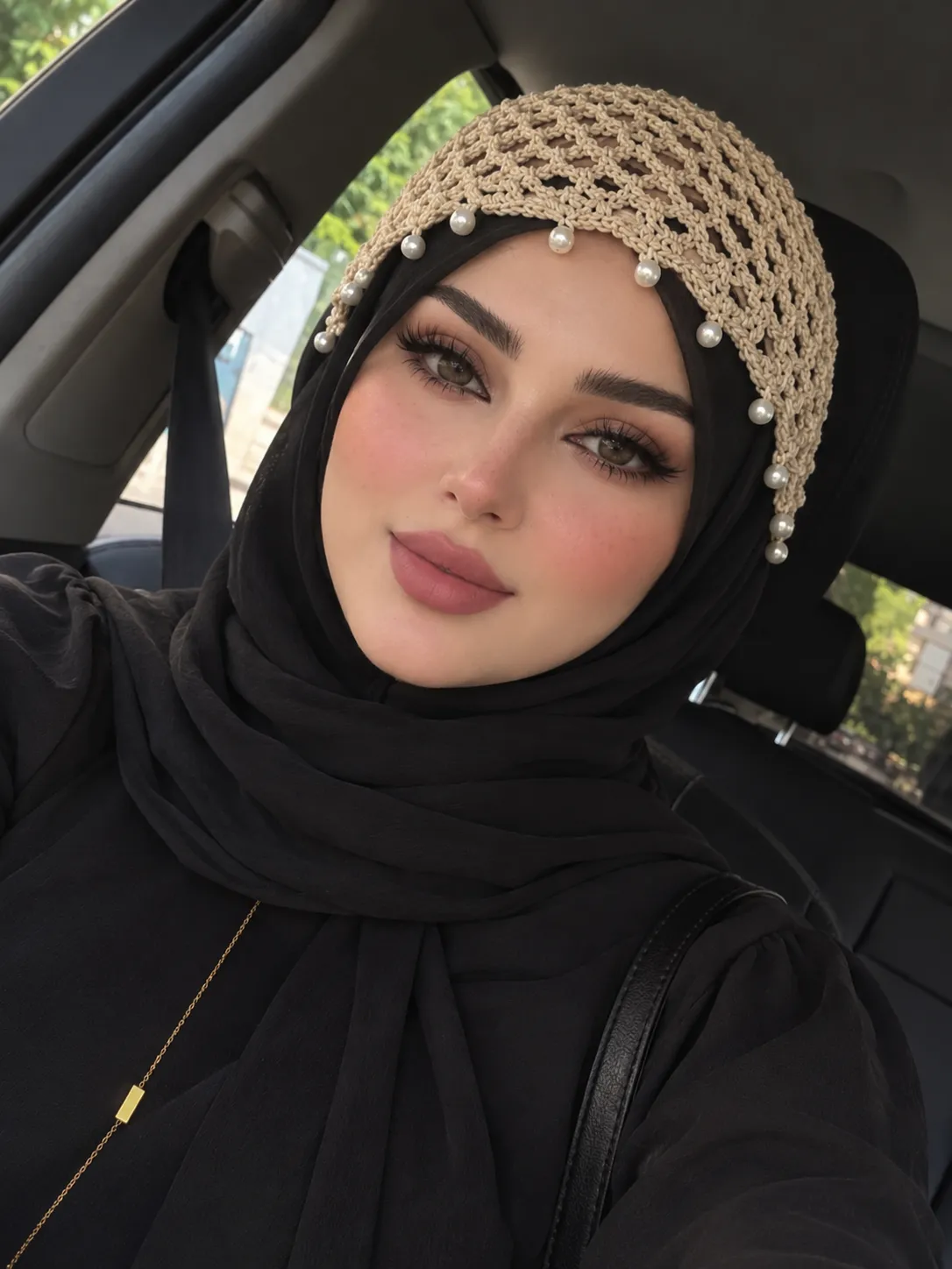 قبعة او طاقية شعر الترند مصنوعة يدويا