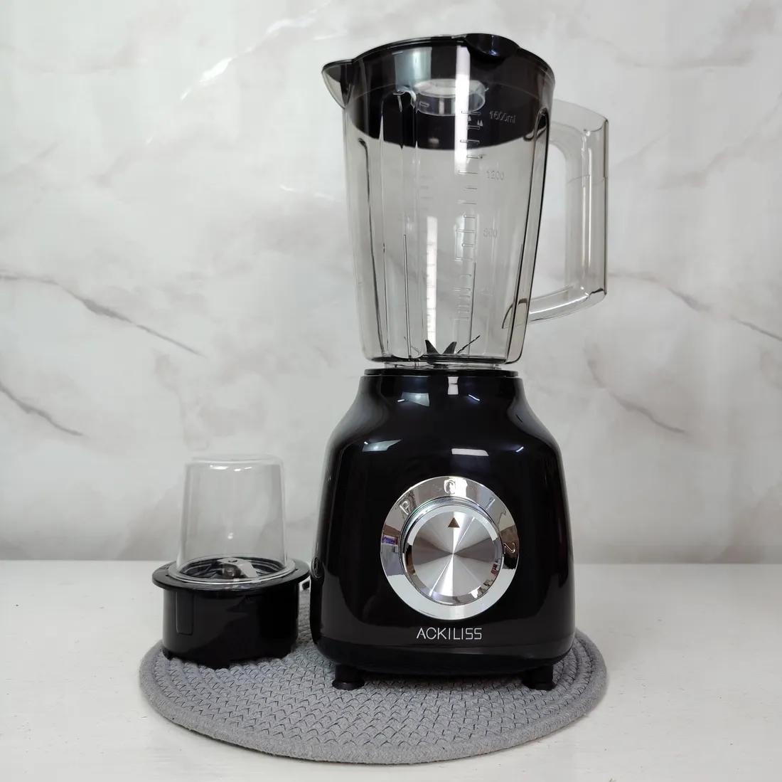 New blender and grinder – 350 W, 1.5 L